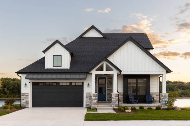 Best Tile Roofing Installation  in Bluffton, IN